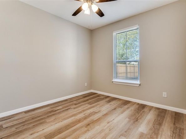 1616  Lindsey Street , Fort Worth Texas 76105