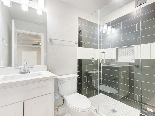 3029  Burning Tree Lane , Garland Texas 75042