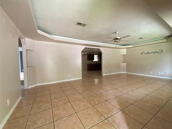 7810  Dugan Street , Dallas Texas 75217