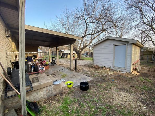 7810  Dugan Street , Dallas Texas 75217