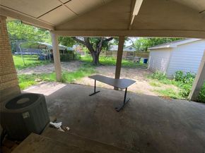 7810  Dugan Street , Dallas Texas 75217