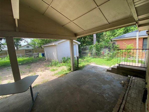 7810  Dugan Street , Dallas Texas 75217