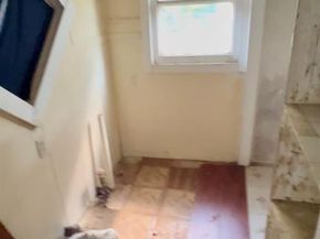 924  Sunnside Avenue , Cockrell Hill Texas 75211