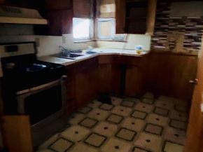 924  Sunnside Avenue , Cockrell Hill Texas 75211