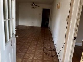 924  Sunnside Avenue , Cockrell Hill Texas 75211