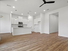 726  Pangburn  , Grand Prairie Texas 75051