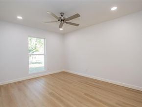 1317  California Trail , Grand Prairie Texas 75052