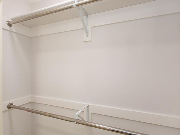 1317  California Trail , Grand Prairie Texas 75052