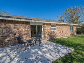 1317  California Trail , Grand Prairie Texas 75052