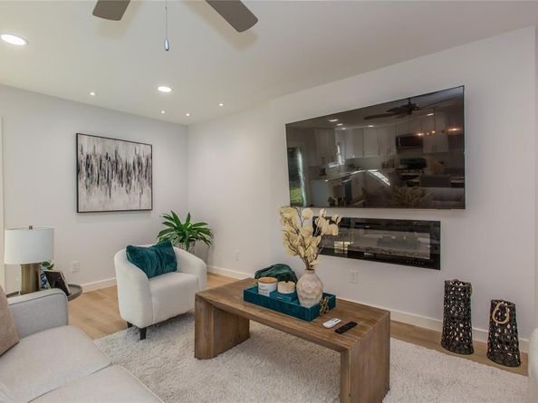 1317  California Trail , Grand Prairie Texas 75052