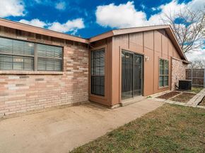 1437  Brook Meadow Circle , Lancaster Texas 75134