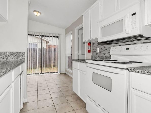 1437  Brook Meadow Circle , Lancaster Texas 75134