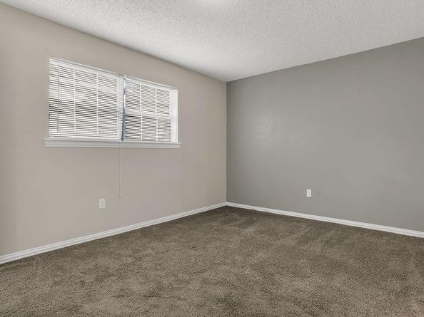 1437  Brook Meadow Circle , Lancaster Texas 75134