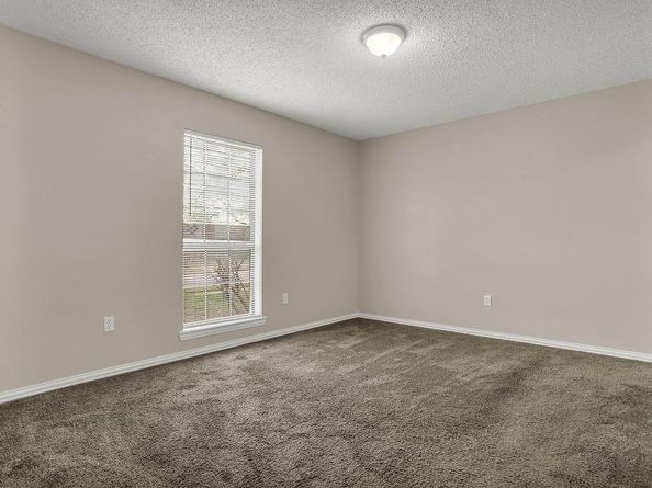 1437  Brook Meadow Circle , Lancaster Texas 75134