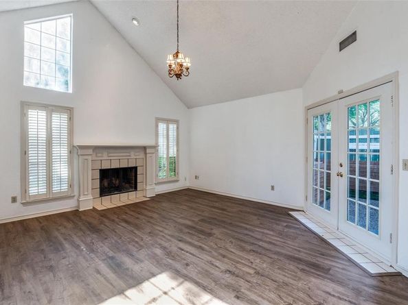 17860  Windflower Way  1704, Dallas Texas 75252