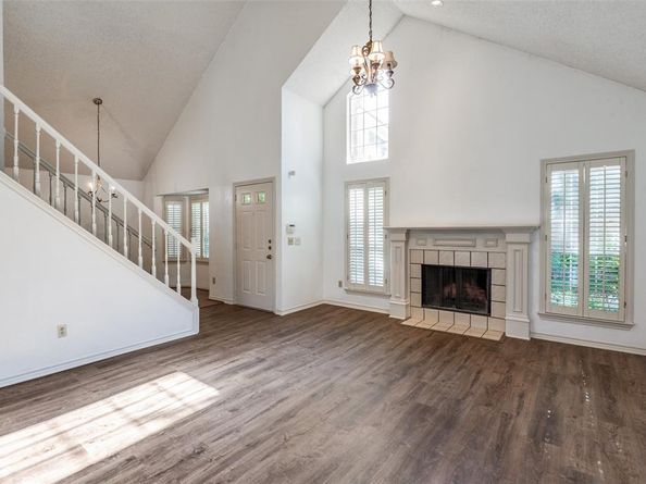 17860  Windflower Way  1704, Dallas Texas 75252