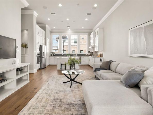 712  Sid Rich Drive , Irving Texas 75039