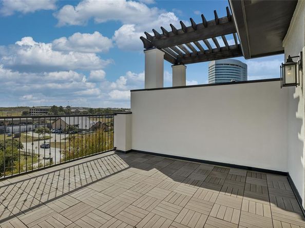 712  Sid Rich Drive , Irving Texas 75039