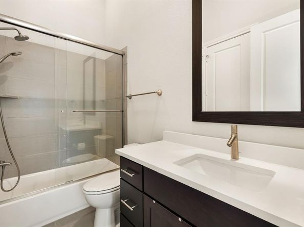 712  Sid Rich Drive , Irving Texas 75039