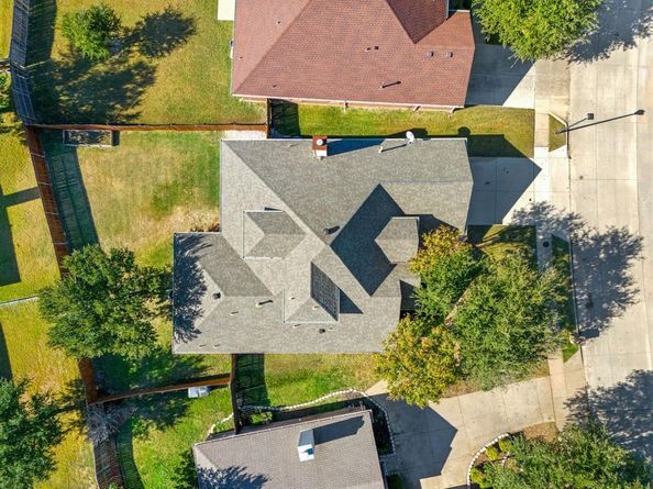 5633  Bandit Drive , Dallas Texas 75249