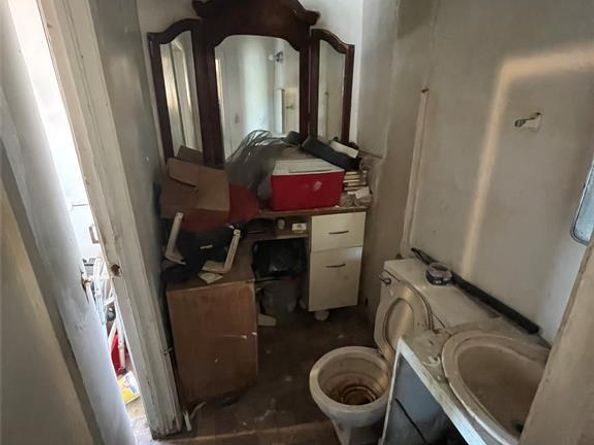 8204  Burroaks Drive , Dallas Texas 75217