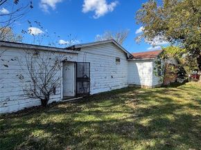 8204  Burroaks Drive , Dallas Texas 75217