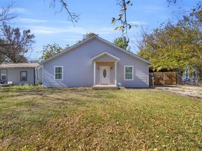 929  Hall Street , Lancaster Texas 75146