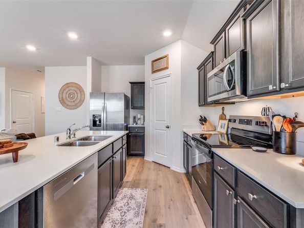 13101  Rich Lane , Providence Village Texas 76227