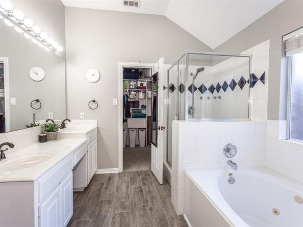 2200  High Meadow Drive , Denton Texas 76208