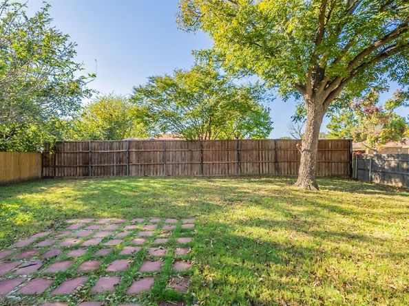 5300  Virburnum Court , Arlington Texas 76018