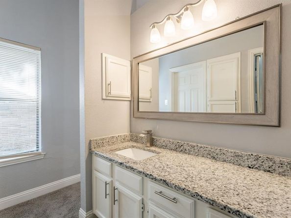 5300  Virburnum Court , Arlington Texas 76018