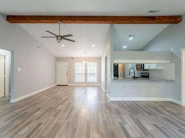 5300  Virburnum Court , Arlington Texas 76018