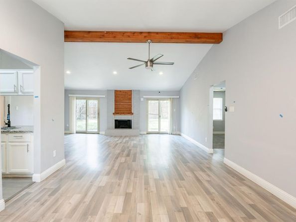 5300  Virburnum Court , Arlington Texas 76018