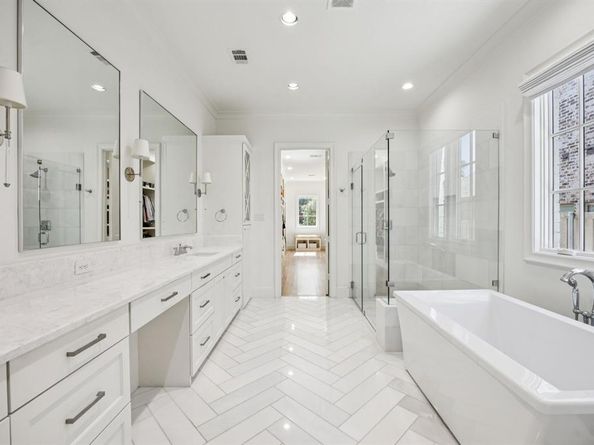 6815  Stichter Avenue , Dallas Texas 75230