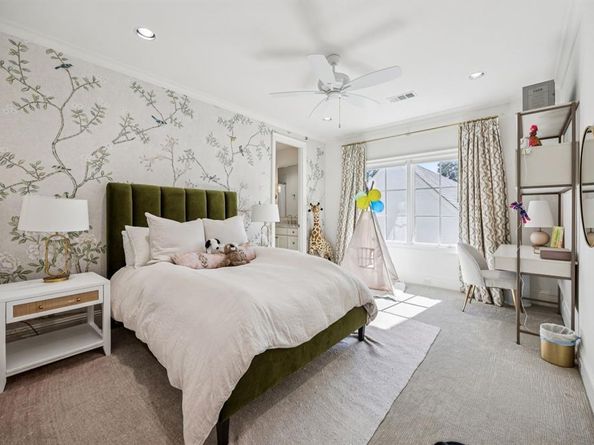 6815  Stichter Avenue , Dallas Texas 75230