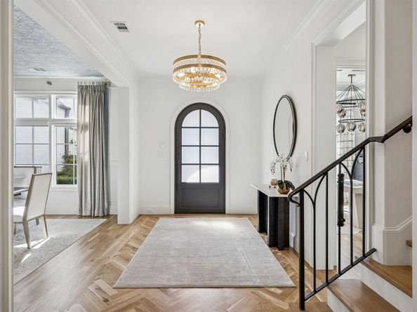 6815  Stichter Avenue , Dallas Texas 75230