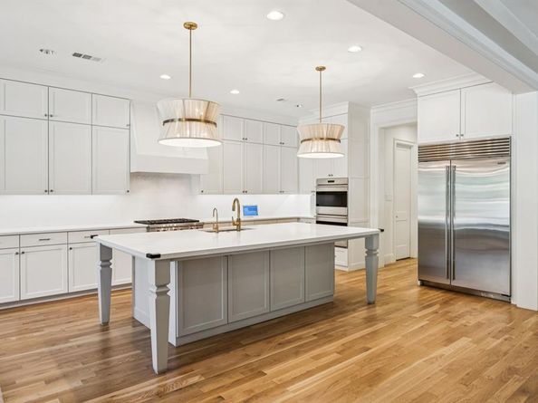 6815  Stichter Avenue , Dallas Texas 75230