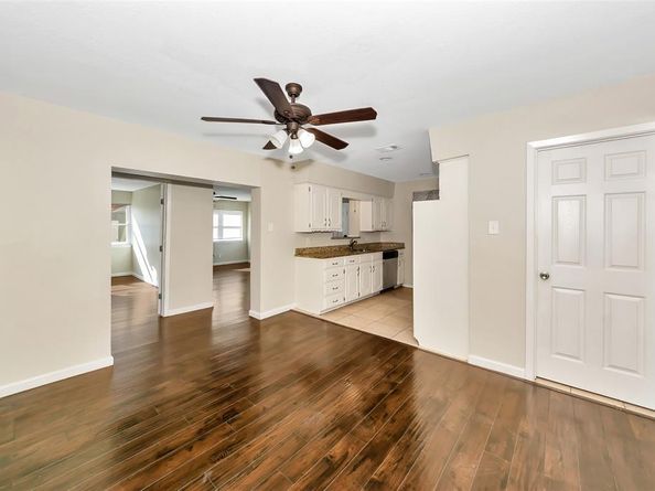 1818  Hillcrest Drive , Irving Texas 75062