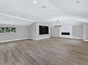 1621  Stella Avenue , Dallas Texas 75216