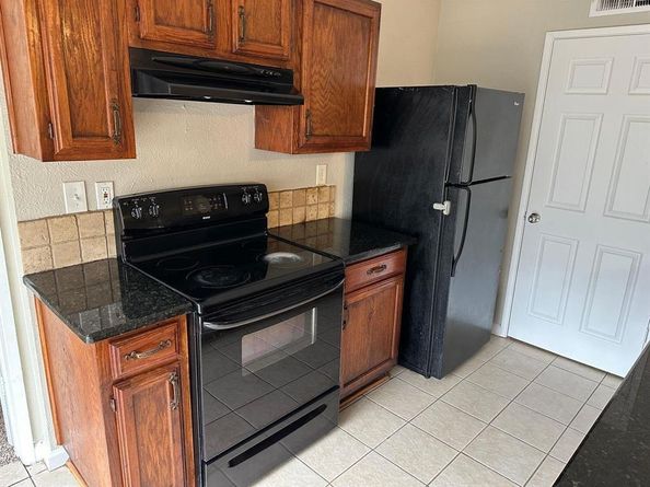 6080  Dooley Drive , The Colony Texas 75056