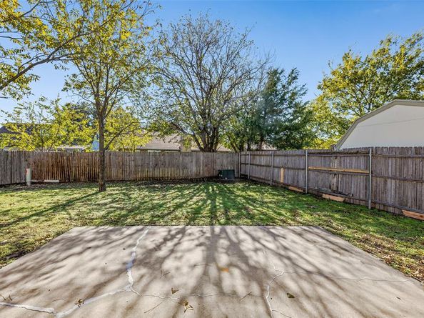 221  Asbury Drive , Saginaw Texas 76179