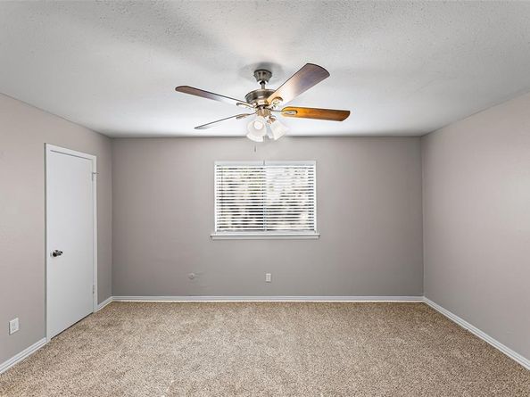 221  Asbury Drive , Saginaw Texas 76179