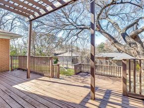 11707  Rogue Way , Dallas Texas 75218