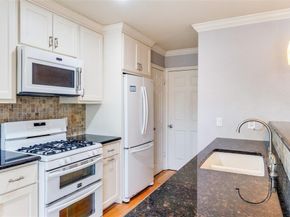 11707  Rogue Way , Dallas Texas 75218