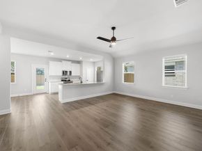 1016  Cedar Street , Hutchins Texas 75141