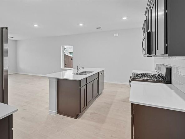 3225  Cribbing Trail , Aubrey Texas 76227