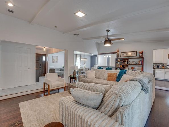 701  Carroll Drive , Garland Texas 75041