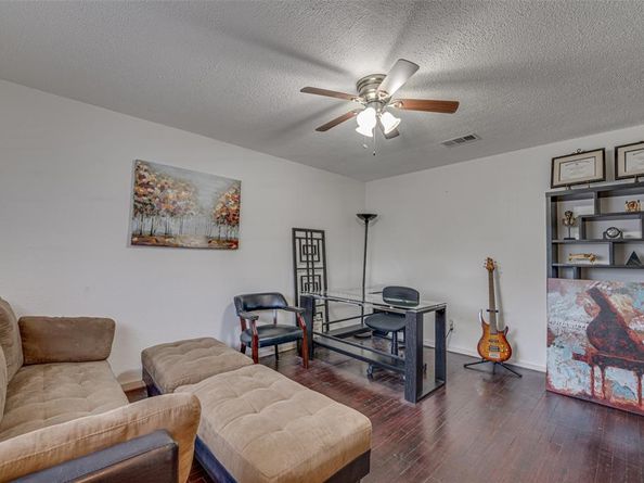 701  Carroll Drive , Garland Texas 75041