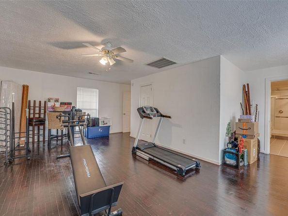 701  Carroll Drive , Garland Texas 75041