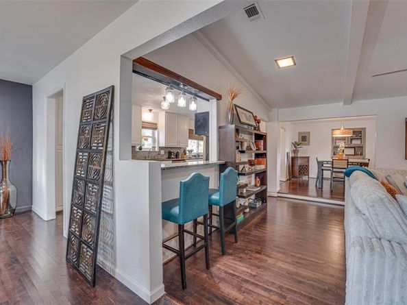 701  Carroll Drive , Garland Texas 75041